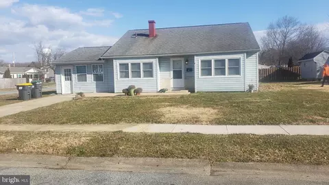 14 Pearson Dr, Newark, DE 19713 photo 1