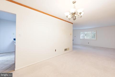 10 E Regal Blvd, Newark, DE 19713 photo 7