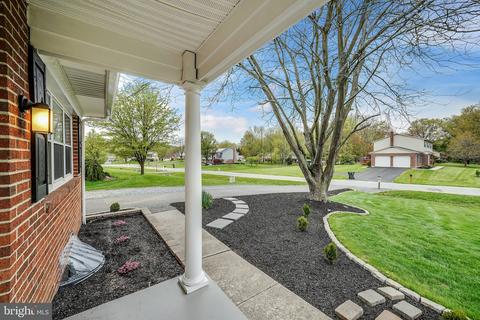 338 Shagbark Ct, Bear, DE 19701 photo 7