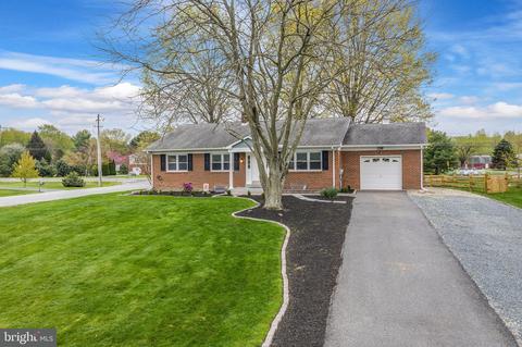 338 Shagbark Ct, Bear, DE 19701 photo 1