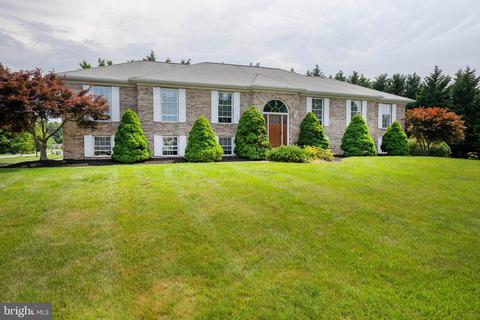 160 Honora Dr, Bear, DE 19701 photo 3
