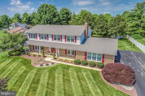 226 Benjamin Blvd, Bear, DE 19701 photo 2