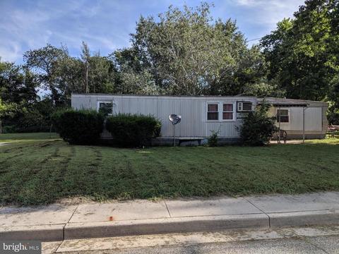606 W 8th St, Laurel, DE 19956 photo 1