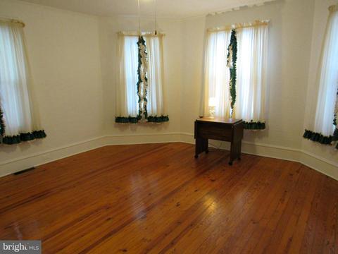 402 Pine St, Laurel, DE 19956 photo 35