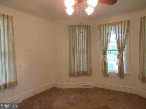 402 Pine St, Laurel, DE 19956 photo 19