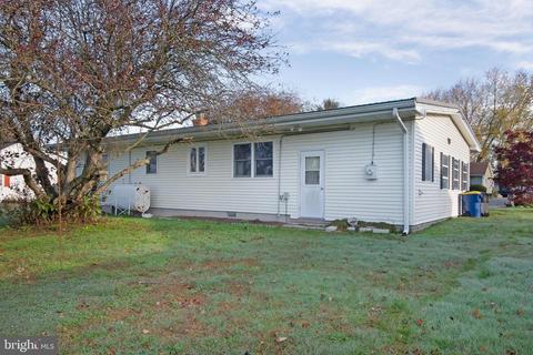 403 Carolyn St, Georgetown, DE 19947 photo 4