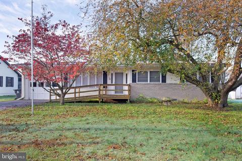 403 Carolyn St, Georgetown, DE 19947 photo 2