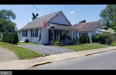108 W 9th St, Laurel, DE 19956 photo 1