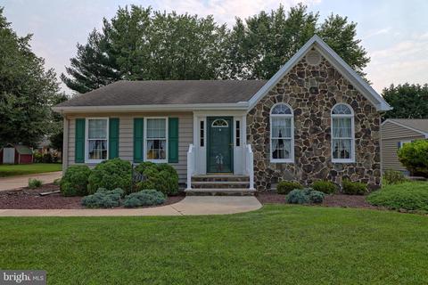 311 Elizabeth St, Georgetown, DE 19947 photo 3