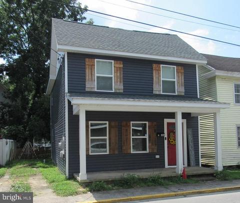 306 E 5th St, Laurel, DE 19956 photo 1