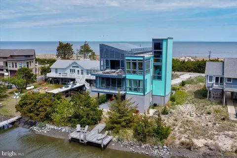 2721 S Bay Shore Dr, Milton, DE 19968