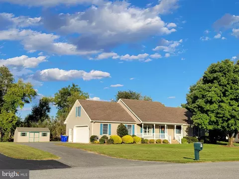 17488 Kingston Dr, Milford, DE 19963