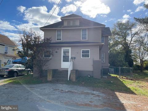 9 3rd St, Seaford, DE 19973