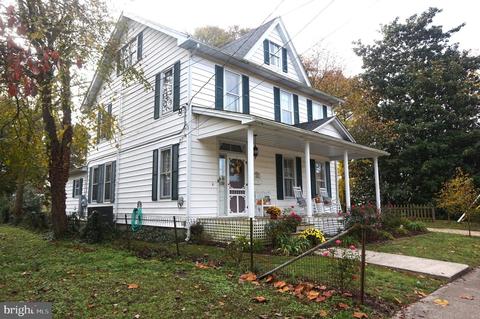 146 Delaware Ave, Laurel, DE 19956 photo 4