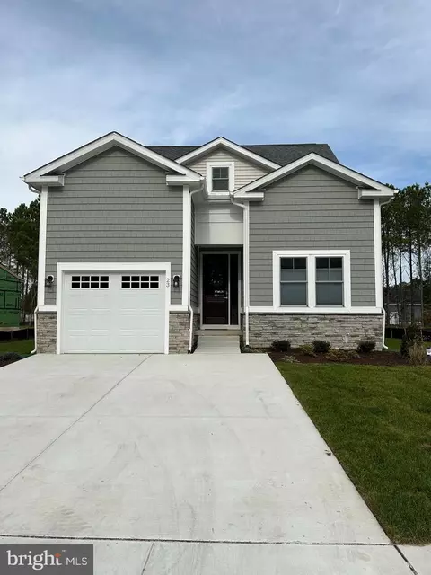 32 Stingray Harbor Dr #28, Ocean View, DE 19970