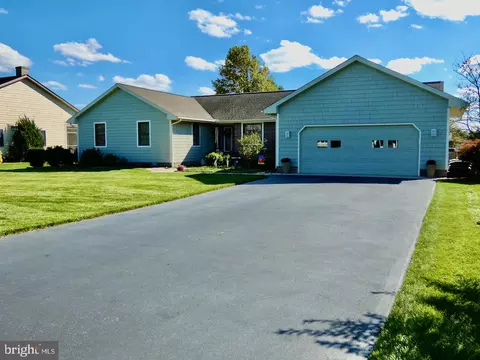 12 Putter Ln, Georgetown, DE 19947