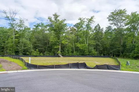 66 Luzerne Dr, Ocean View, DE 19970