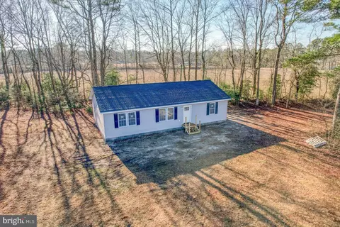 19344 Hummingbird Rd, Ellendale, DE 19941