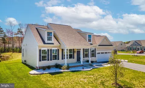 38516 Blue Hen Dr, Selbyville, DE 19975