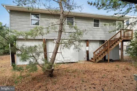 10 N 5th St, Bethany Beach, DE 19930 photo 2