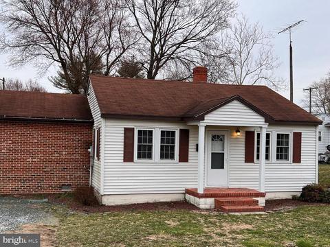 803 E Ivy Dr, Seaford, DE 19973