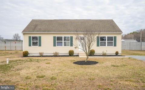 18389 Pin Oak St, Ellendale, DE 19941