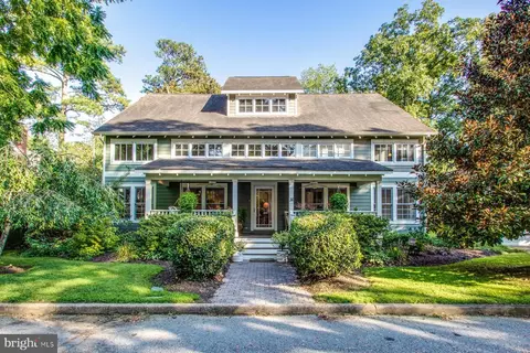 14 Cookman St, Rehoboth Beach, DE 19971