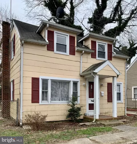 129 4th St, Seaford, DE 19973