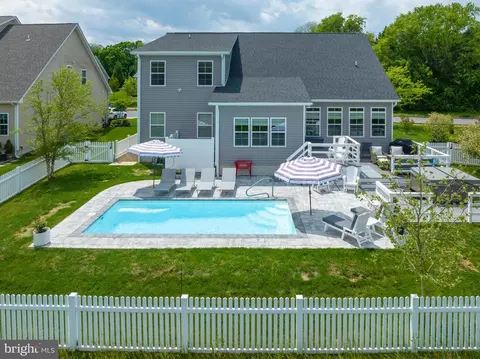 321 Valley Rd, Milton, DE 19968