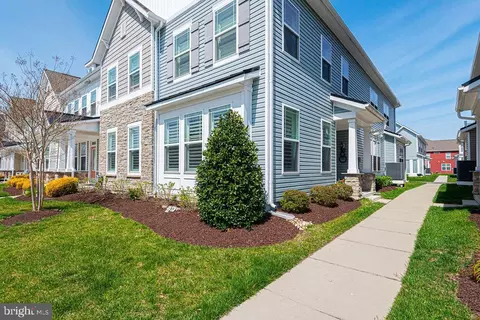 19 Bennett Point Ln #T194H, Ocean View, DE 19970