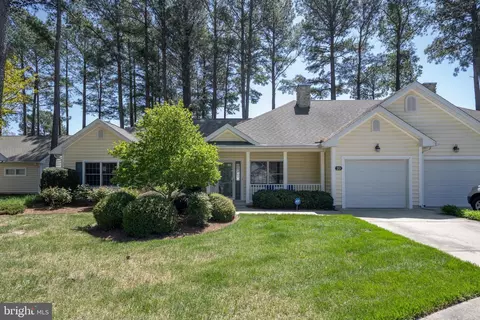 20 Dewberry Dr #102, Georgetown, DE 19947