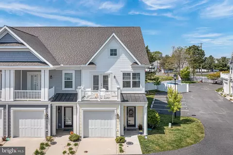 18700 Mainmast Dr, Rehoboth Beach, DE 19971