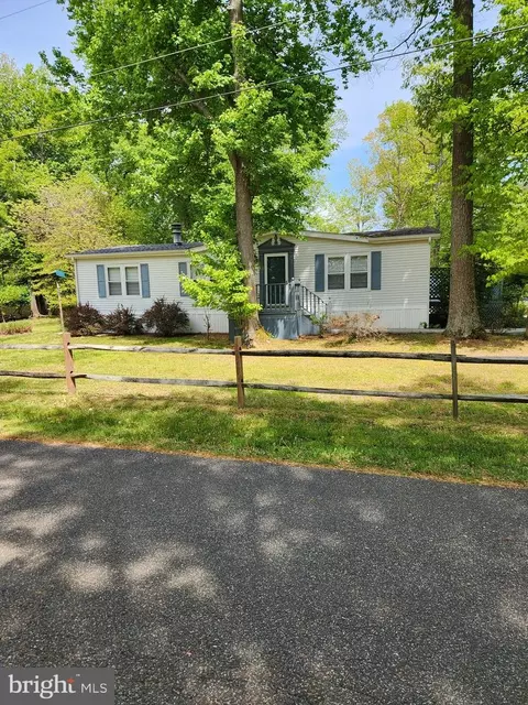 34027 Red Oak Dr, Frankford, DE 19945