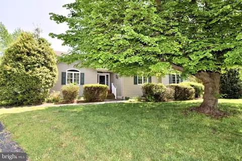 64 Bay Breeze Dr, Lewes, DE 19958
