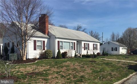 620 W Spruce St, Seaford, DE 19973