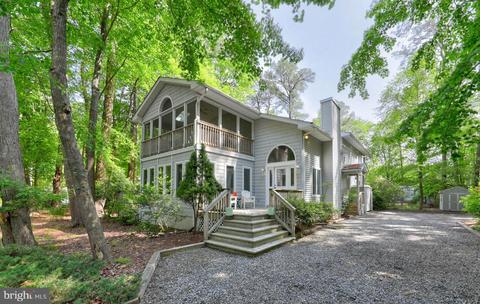 4 Bayberry Rd, Bethany Beach, DE 19930
