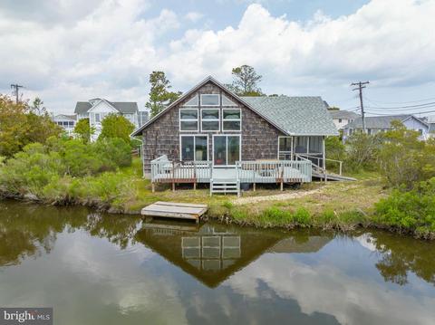 400 Plymouth Rd, Bethany Beach, DE 19930