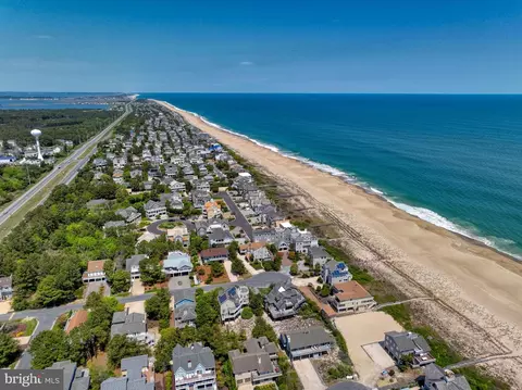 39733 Seaside Dr, Bethany Beach, DE 19930 photo 14
