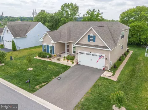 22 Golden Eagle Dr, Ocean View, DE 19970