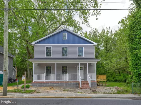 522 E 4th St, Laurel, DE 19956 photo 4