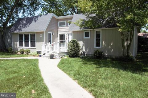702 Hickman Dr, Ocean View, DE 19970