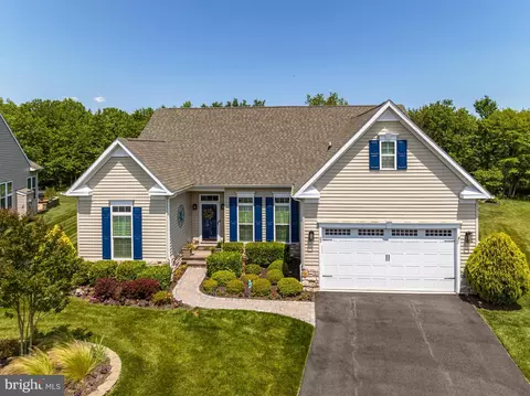 62 Fairway Dr, Ocean View, DE 19970