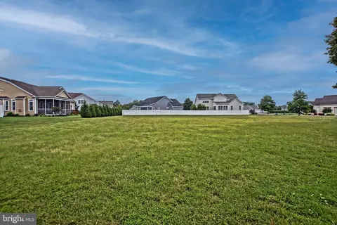 242 Marina Dr, Lewes, DE 19958