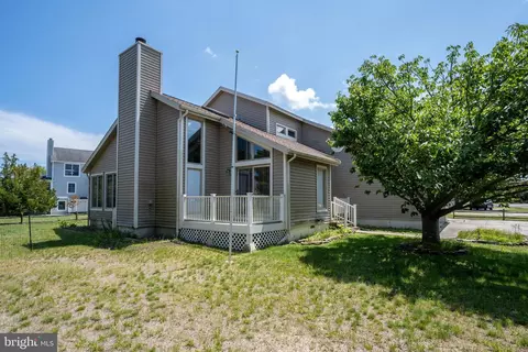 38854 Bayfront Dr, Ocean View, DE 19970 photo 3