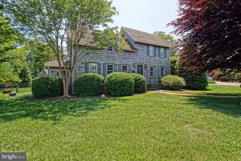 300 Gills Neck Rd, Lewes, DE 19958