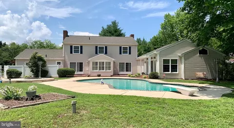 7 Sunset Ln, Milford, DE 19963