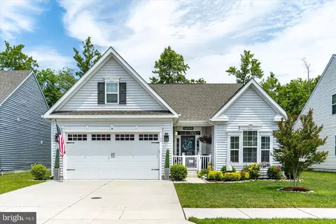 25 Luzerne Dr, Ocean View, DE 19970