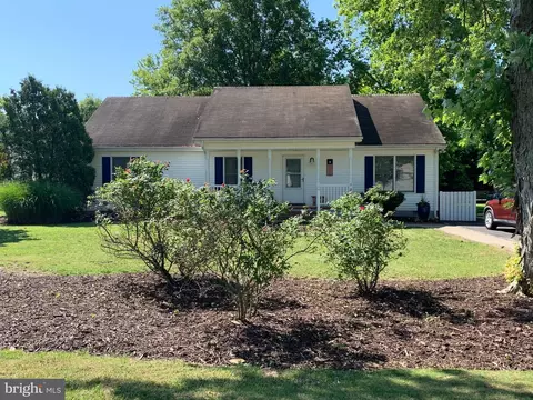 206 Chad Pl, Ocean View, DE 19970 photo 3