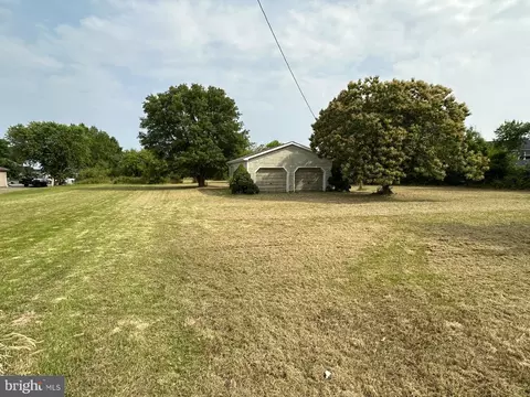 32602 Lighthouse Rd, Selbyville, DE 19975