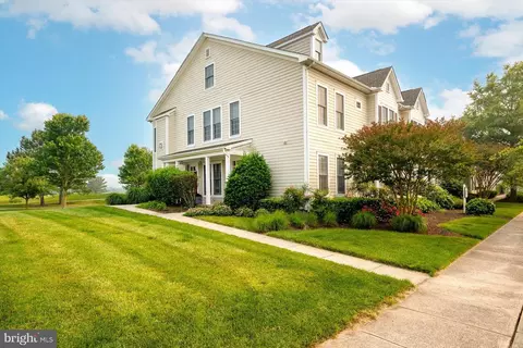 3 Clubhouse Dr #3B, Ocean View, DE 19970